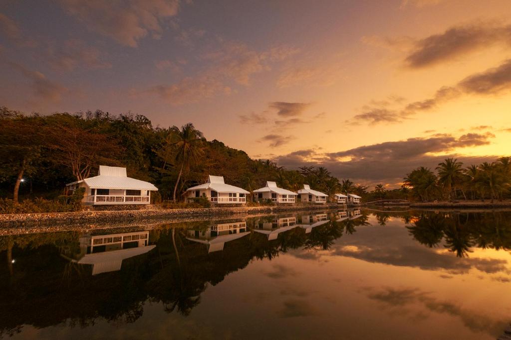 Golden Sands Honeymoon Package